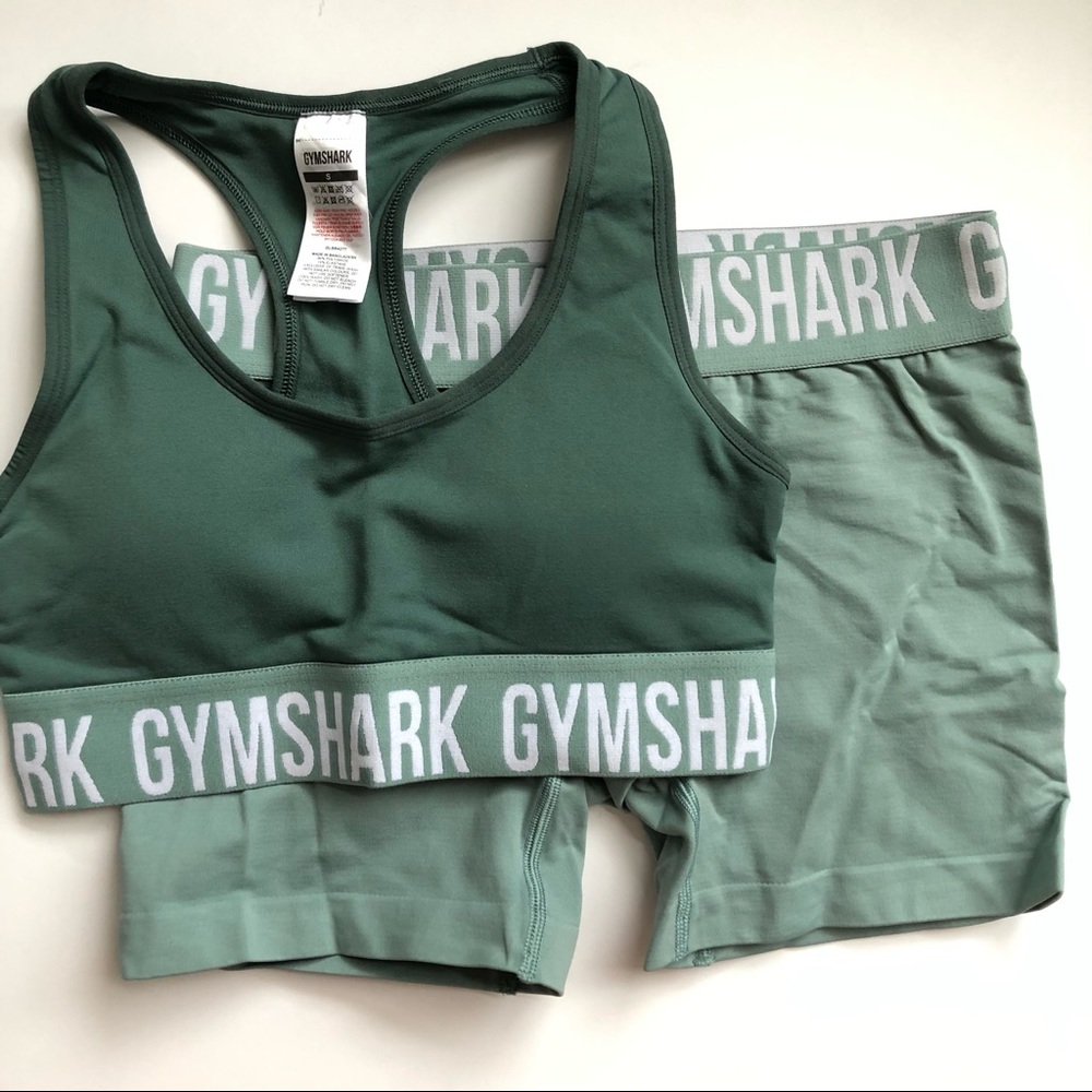 Gymshark M/S Fit Seamless Shorts & Sports Bra Set